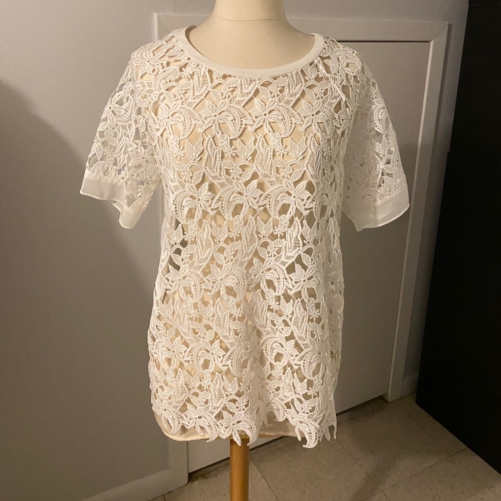 wells grace • embroidered floral sheer front top